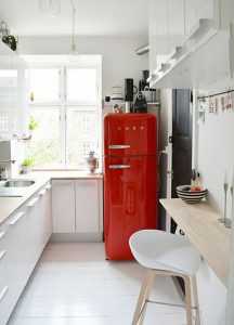réfrigérateur rouge